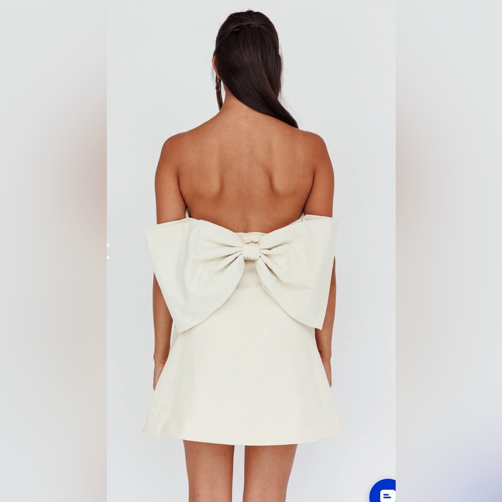 Selfie Leslie Bow Back Mini Dress